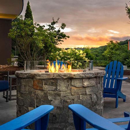 Glo Hotel Asheville-Blue Ridge Parkway Exterior foto